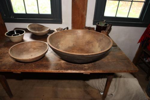 Wyckoff_Interior_17thCentury_Kitchen_Bowls-etc_003