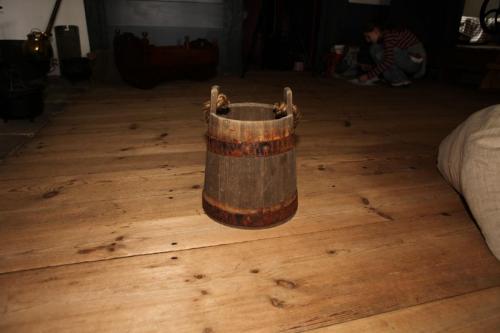 Wyckoff_Interior_17thCentury_Kitchen_Wooden-Pails_004