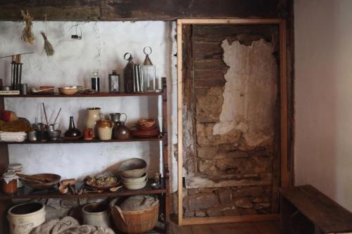 Wyckoff_Interior_17thCentury_Wall_Construction_018